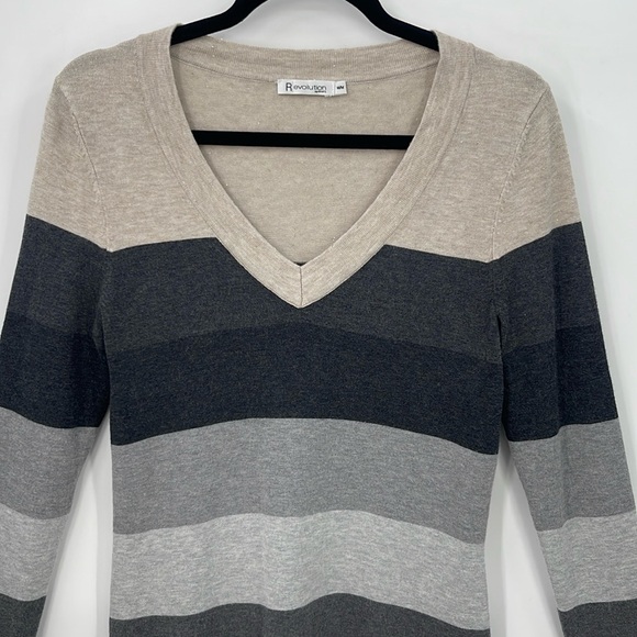 Revolution Stripe Sweater - Picture 2 of 3